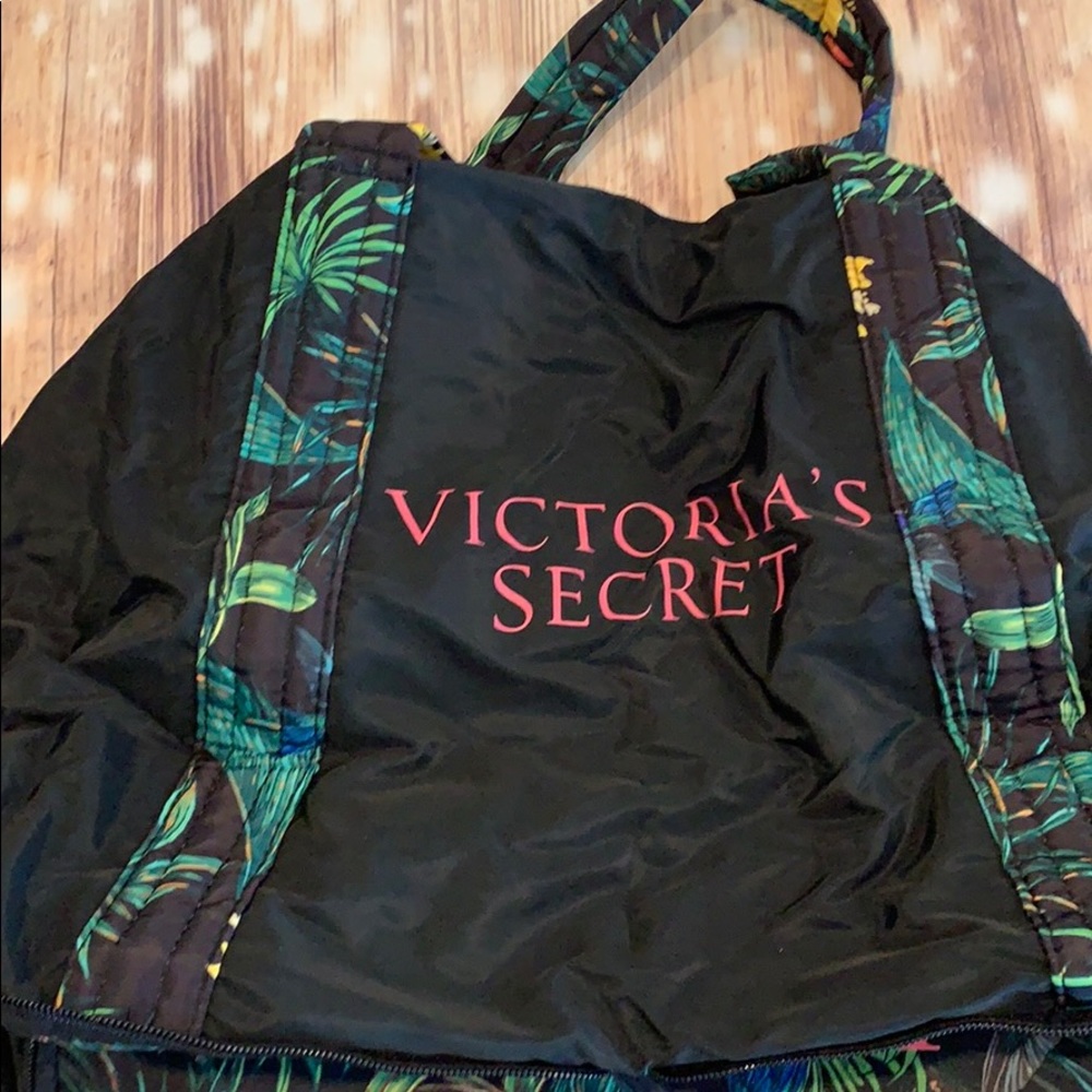 Cute VS travel bag